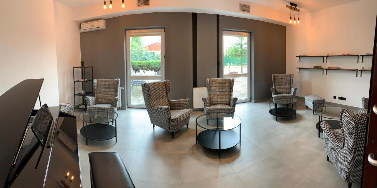 Bell'S Hotel Konstantynów Łódzki エクステリア 写真