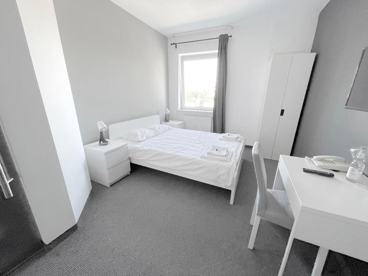 Bell'S Hotel Konstantynów Łódzki エクステリア 写真